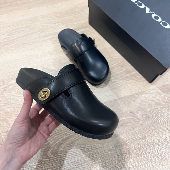 NWT Coach Leather Clogs Size 5 - Picture 1 of 8